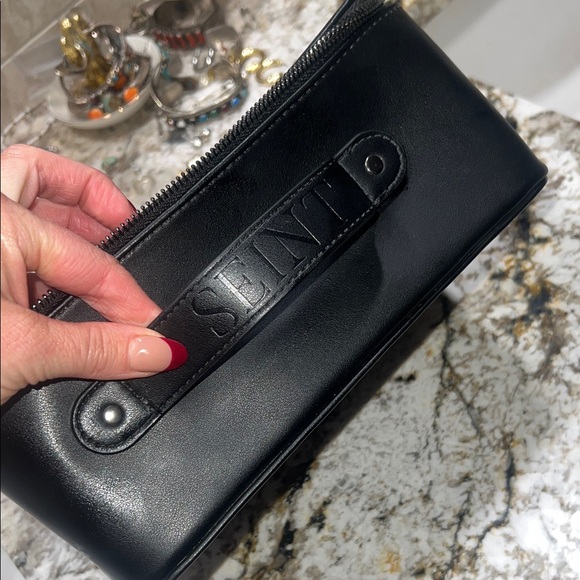 Seint Bag and Seint makeup - Picture 8 of 8